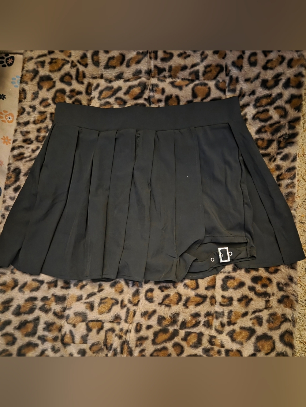 HALARA Black Pleated Tennis Skirt with Built-In Shorts
